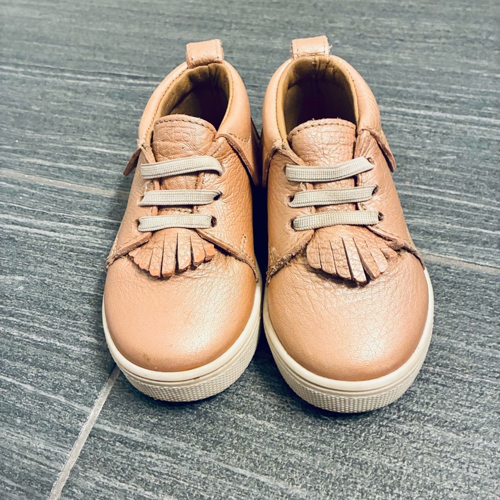 FRESHLY PICKED Sneakers, Size 5